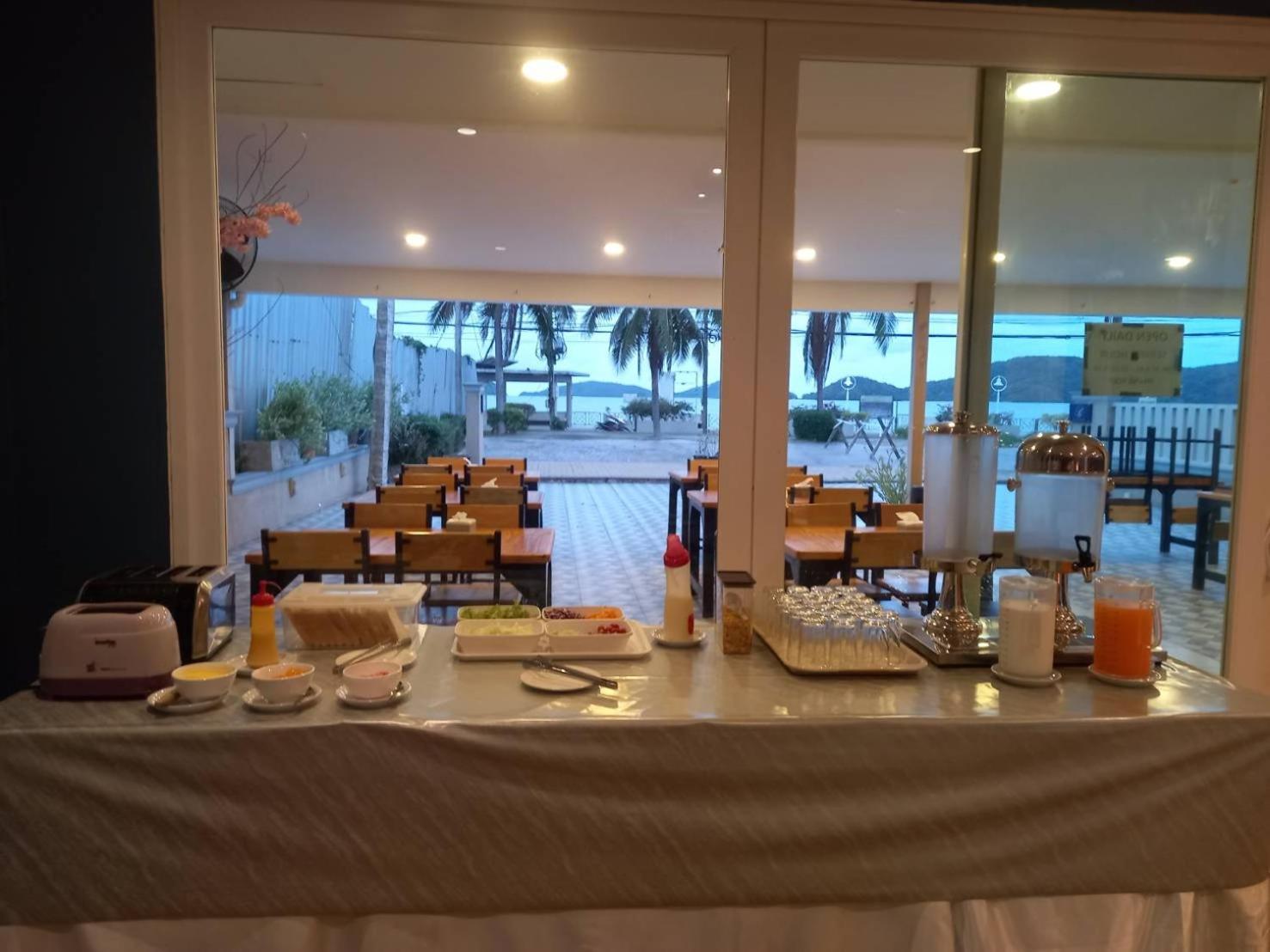 Panwa Beach Side Beachfront Phuket Extérieur photo
